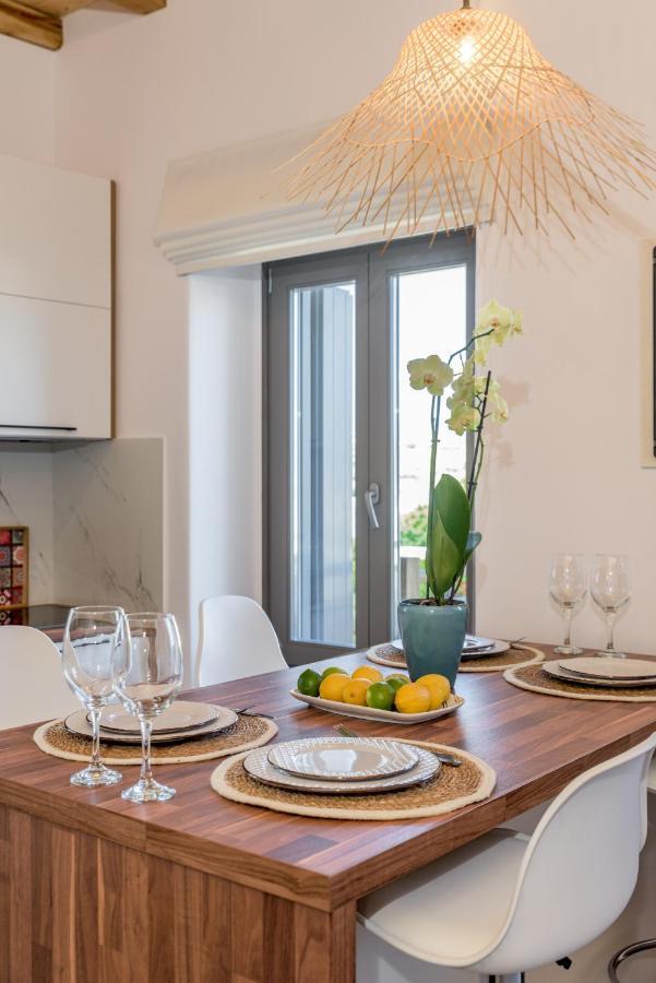 Esperanza Apartments آداماس المظهر الخارجي الصورة
